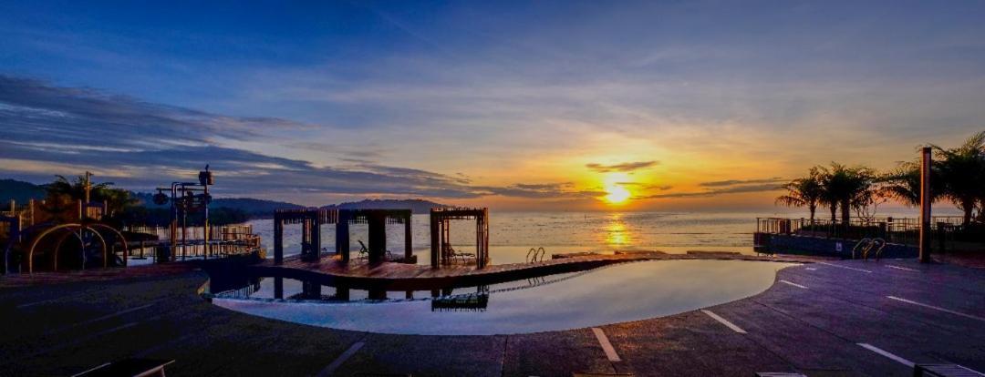 Cozy Seaview Studio at Imperium residence Tanjung Lumpur Kuantan Luaran gambar